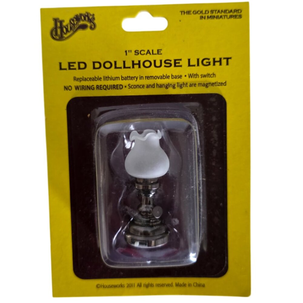 NWT LED Frosted Tulip Table Lamp Dollhouse - Battery Operated - No Wiring Needed
